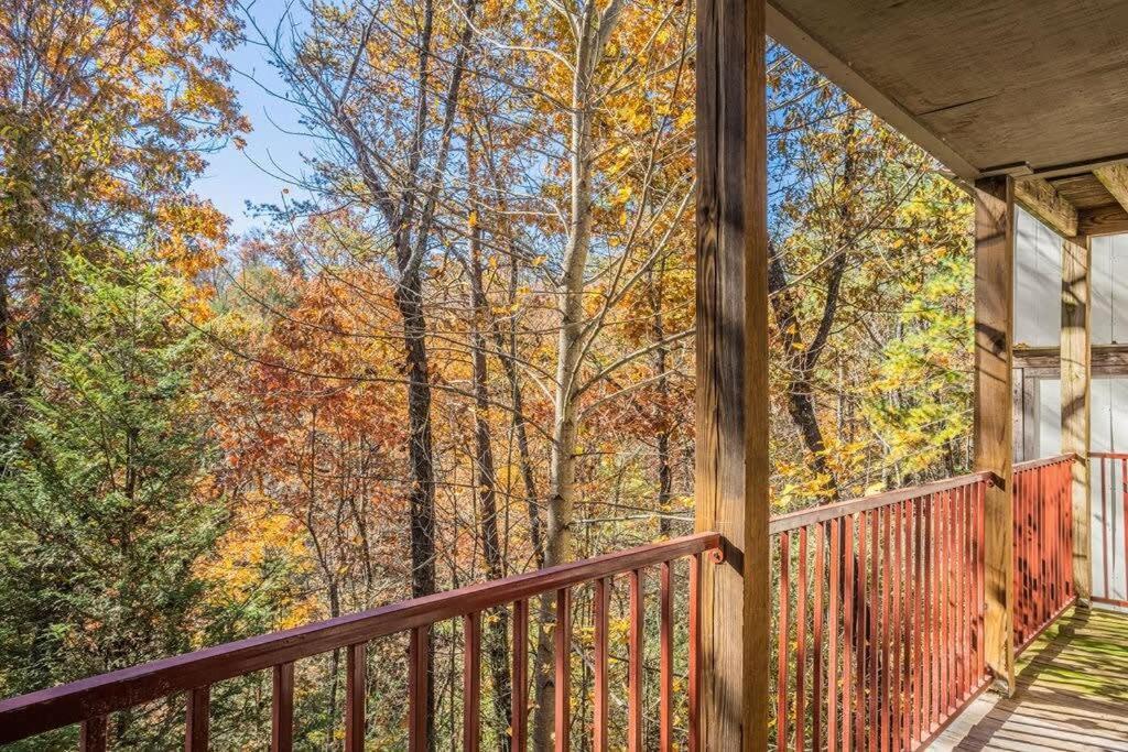Sasquatch Lodge E Sleeps 13 Gatlinburg Exterior foto