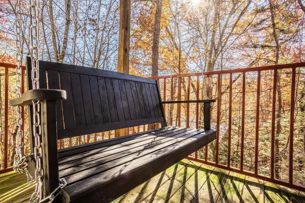 Sasquatch Lodge E Sleeps 13 Gatlinburg Exterior foto