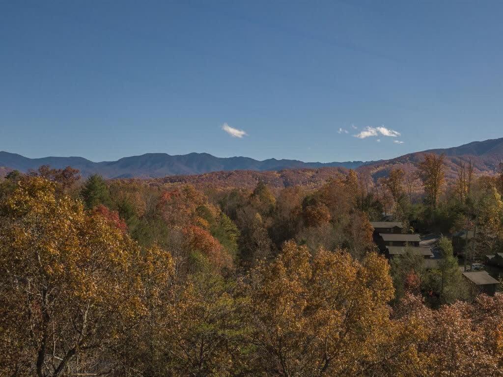 Sasquatch Lodge E Sleeps 13 Gatlinburg Exterior foto